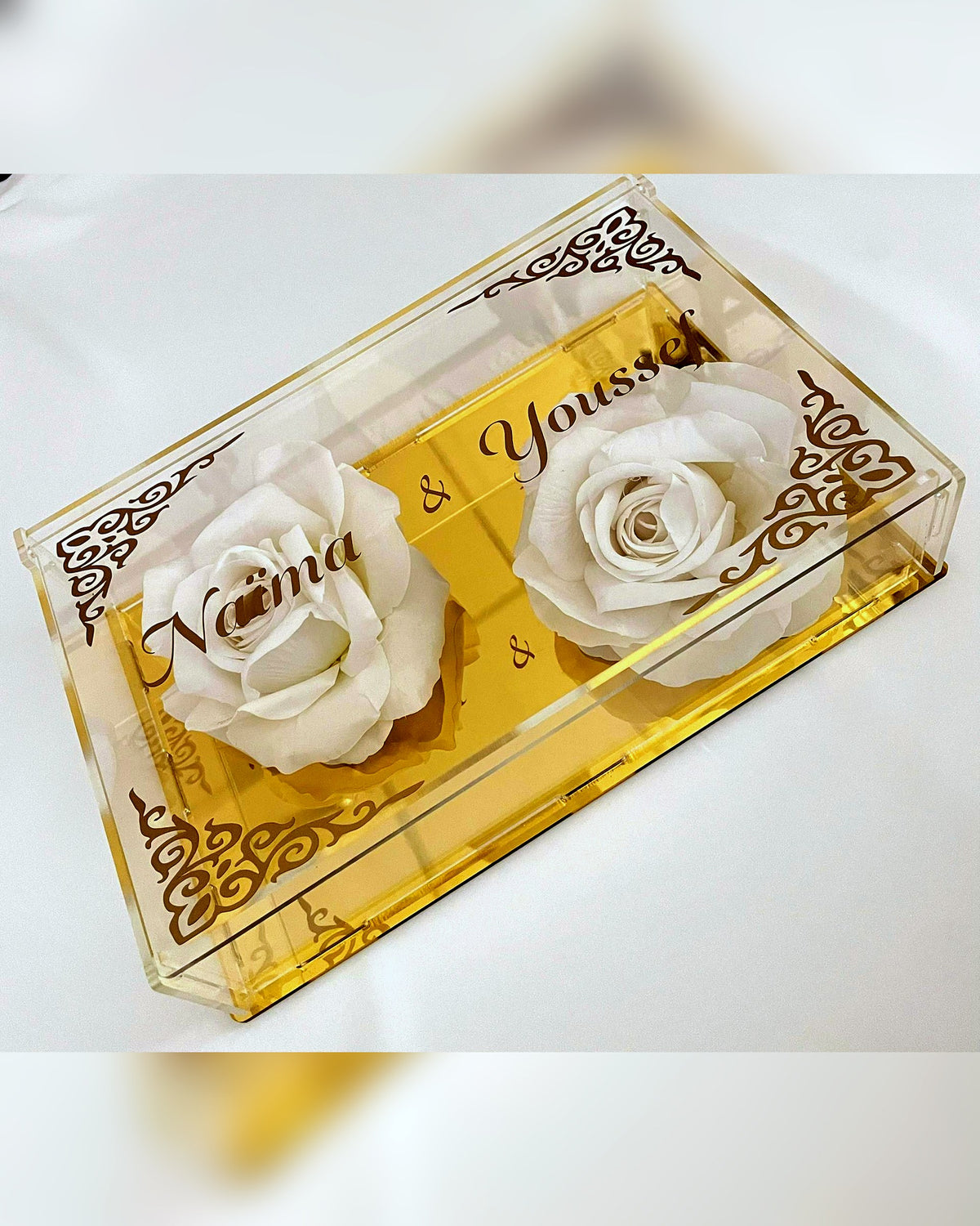 Boîte cadeau en plexiglas personnalisée avec prénom, inspiration mariage et naissance