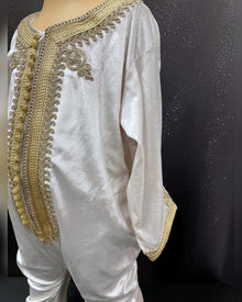 Ensemble Garcon batême abaya hijeb hijab tunique jilbeb mode modeste fashion qalam dress boutique musulmane femme voilées hijab france robe abaya blanche
