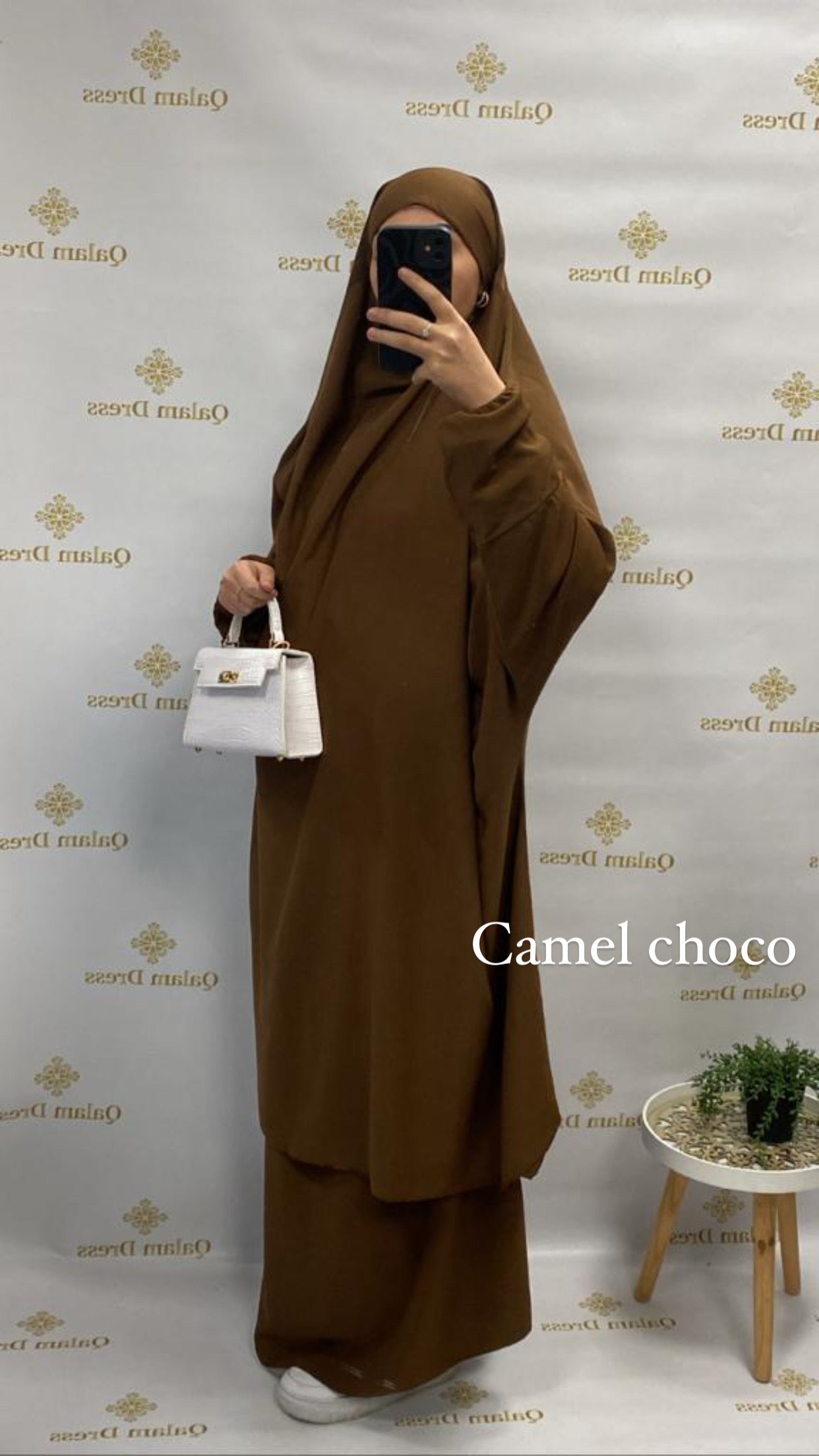 Jilbeb 2 pieces soie de medine fluide tendance ramadan mode large mastour mastoura modest fashion abaya hijeb hijab tunique jilbeb mode modeste fashion qalam dress boutique musulmane femme voilées hijab france robe abaya blanche