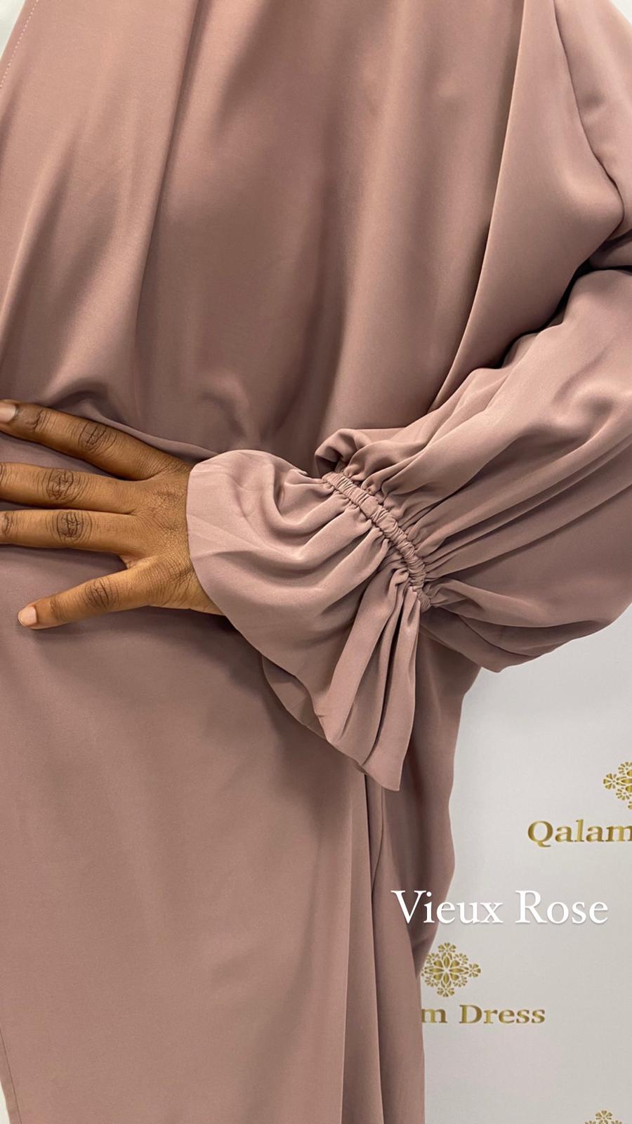 kimono soie de médine manche élastique abaya hijeb hijab tunique jilbeb mode modeste fashion qalam dress boutique musulmane femme voilées hijab france robe abaya blanche