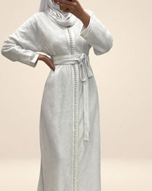 Caftan sequin deux pièces blanc, de face