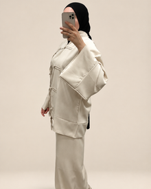 Ensemble Sakura, photo 4 avec fond kimono