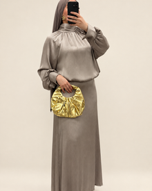 Ensemble satiné taupe, nouveau fond