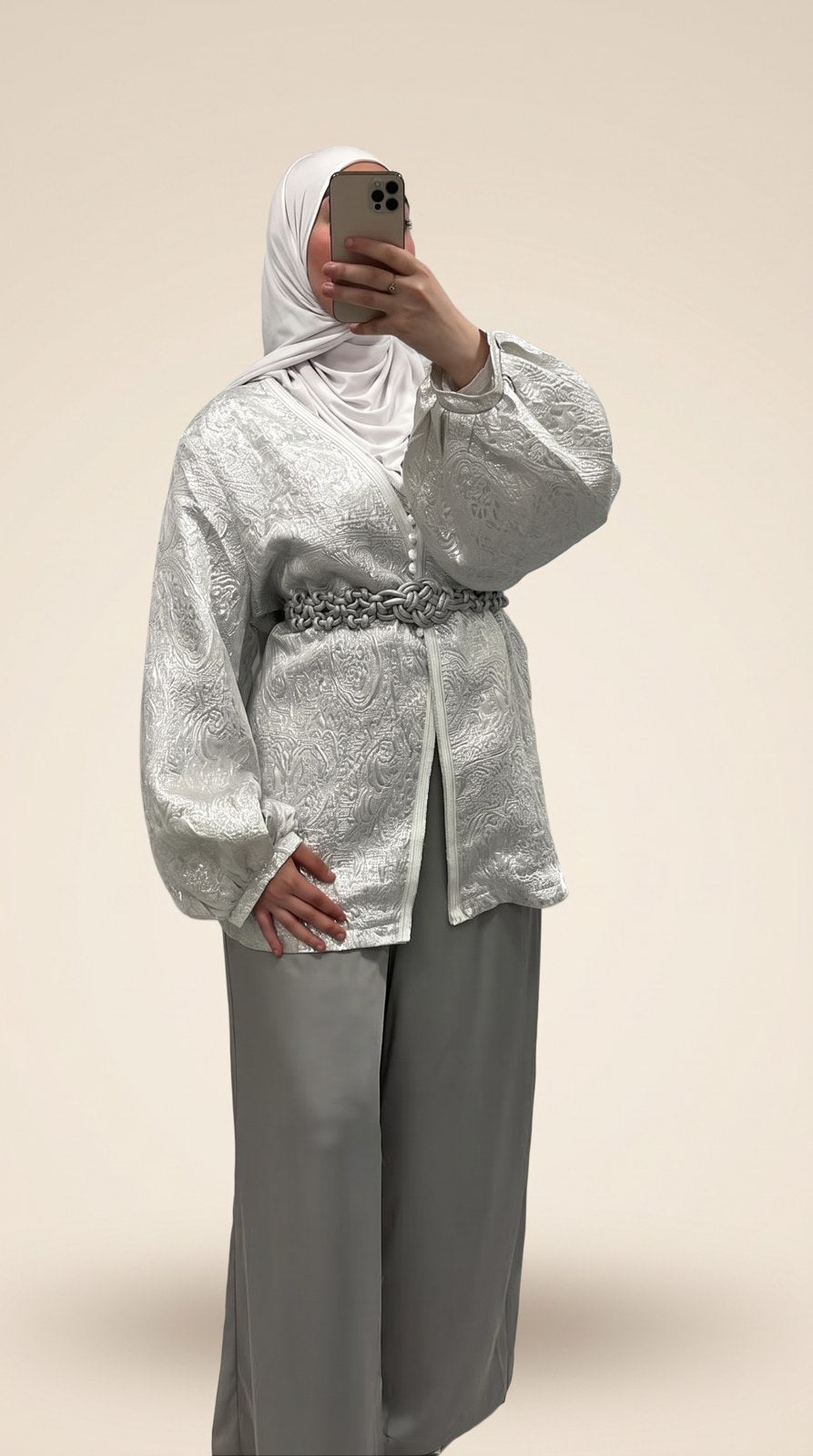 Ensemble gilet et pantalon brocard, de face