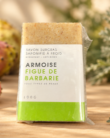 Savon surgras armoise figue de barbarie sur fond naturel