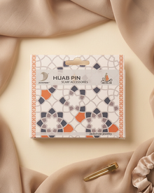 Boîte à motifs géométriques du coffret d’accessoires pour hijab sur fond beige