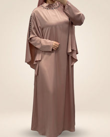 Robe satinée col et manches strass, autre coloris