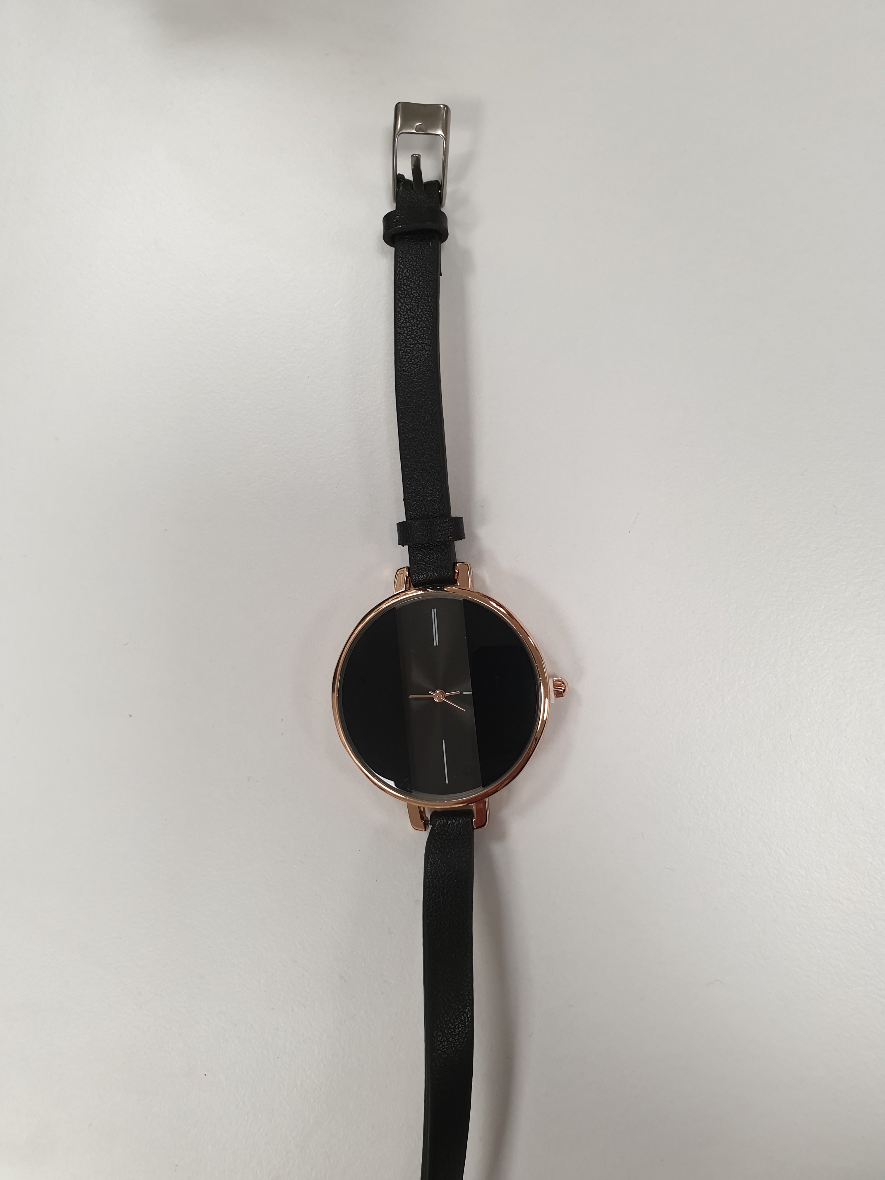 MONTRE SHARJAH LONG