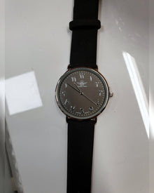 montres très élégante abaya hijab tunique jilbeb mode modeste fashion boutique musulmane femmes voilées