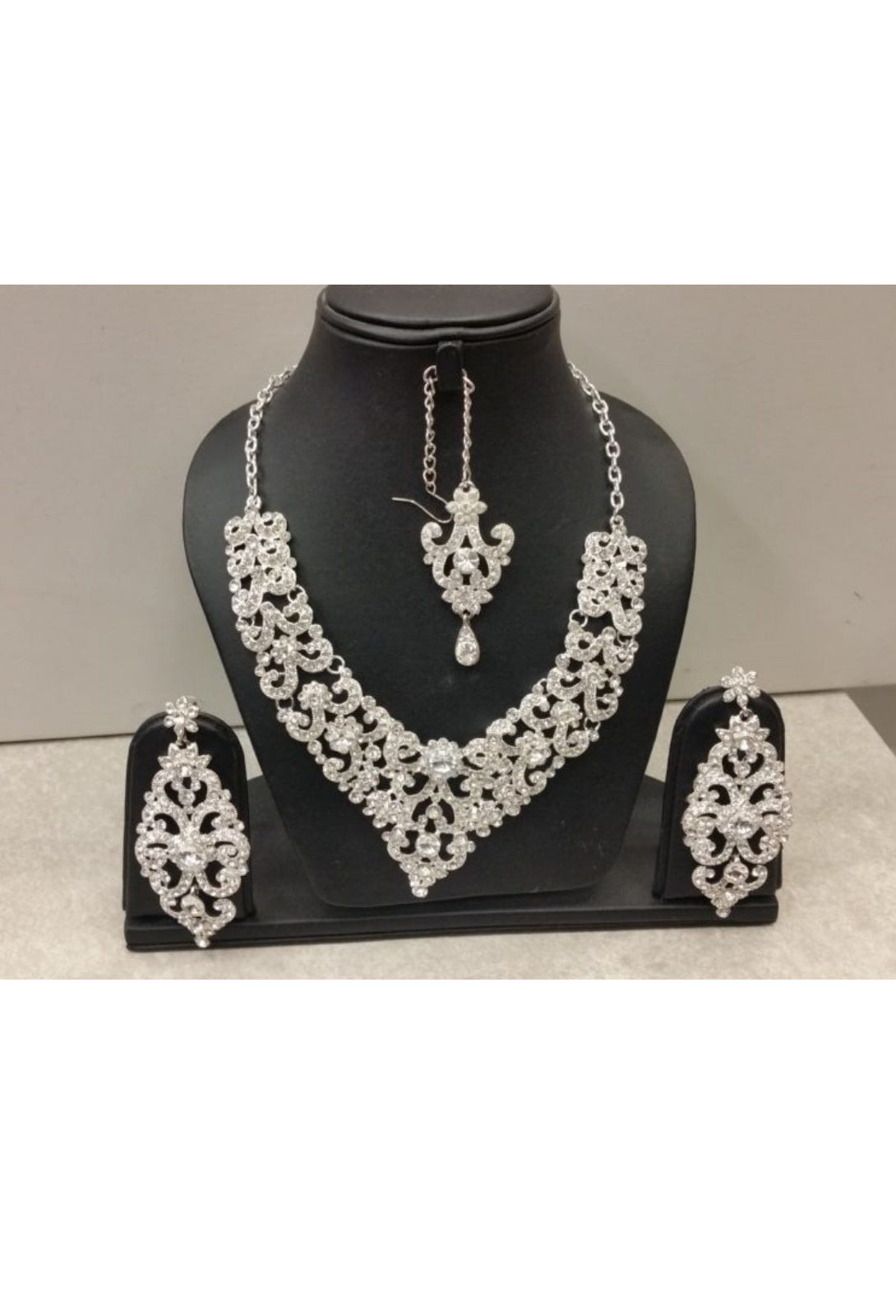 bijoux argent abaya hijab tunique jilbeb mode modeste fashion boutique musulmane femmes voilées
