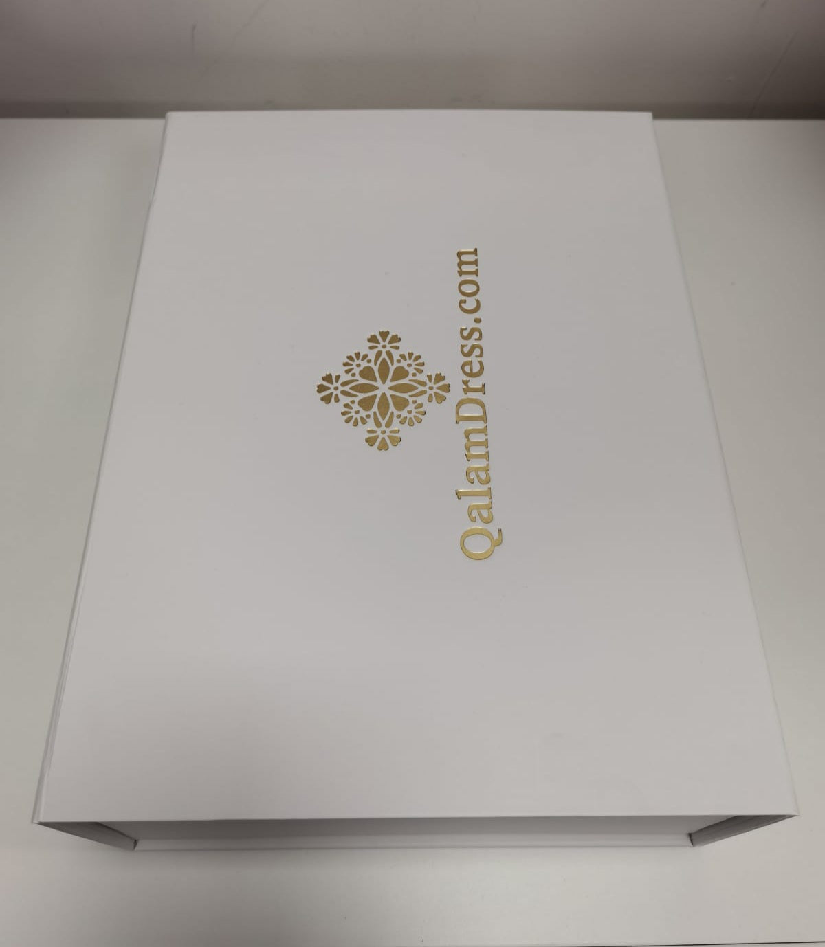 Grande Boîte Box Cadeau  - Qalam Dress