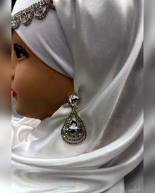 Boucles d’oreilles Nazyra pour fête et cérémonie – vue du modèle