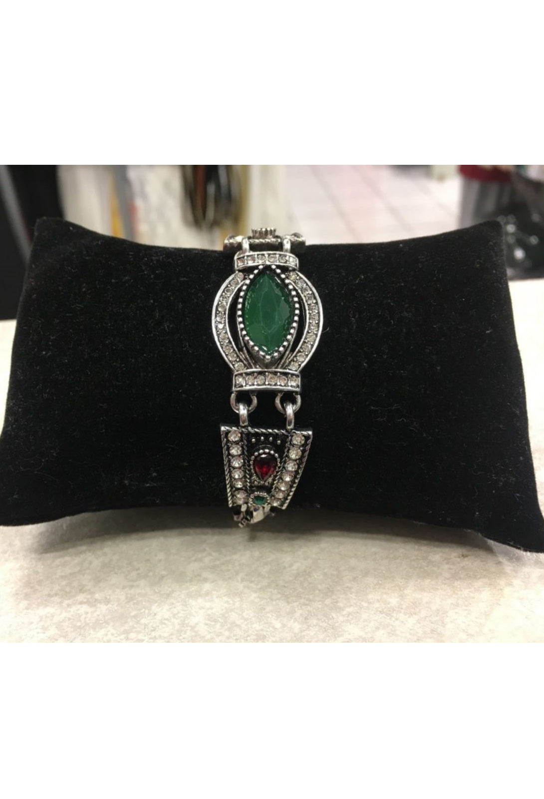 bracelet berbrere kahina vert abaya hijab tunique jilbeb mode modeste fashion boutique musulmane femmes voilées