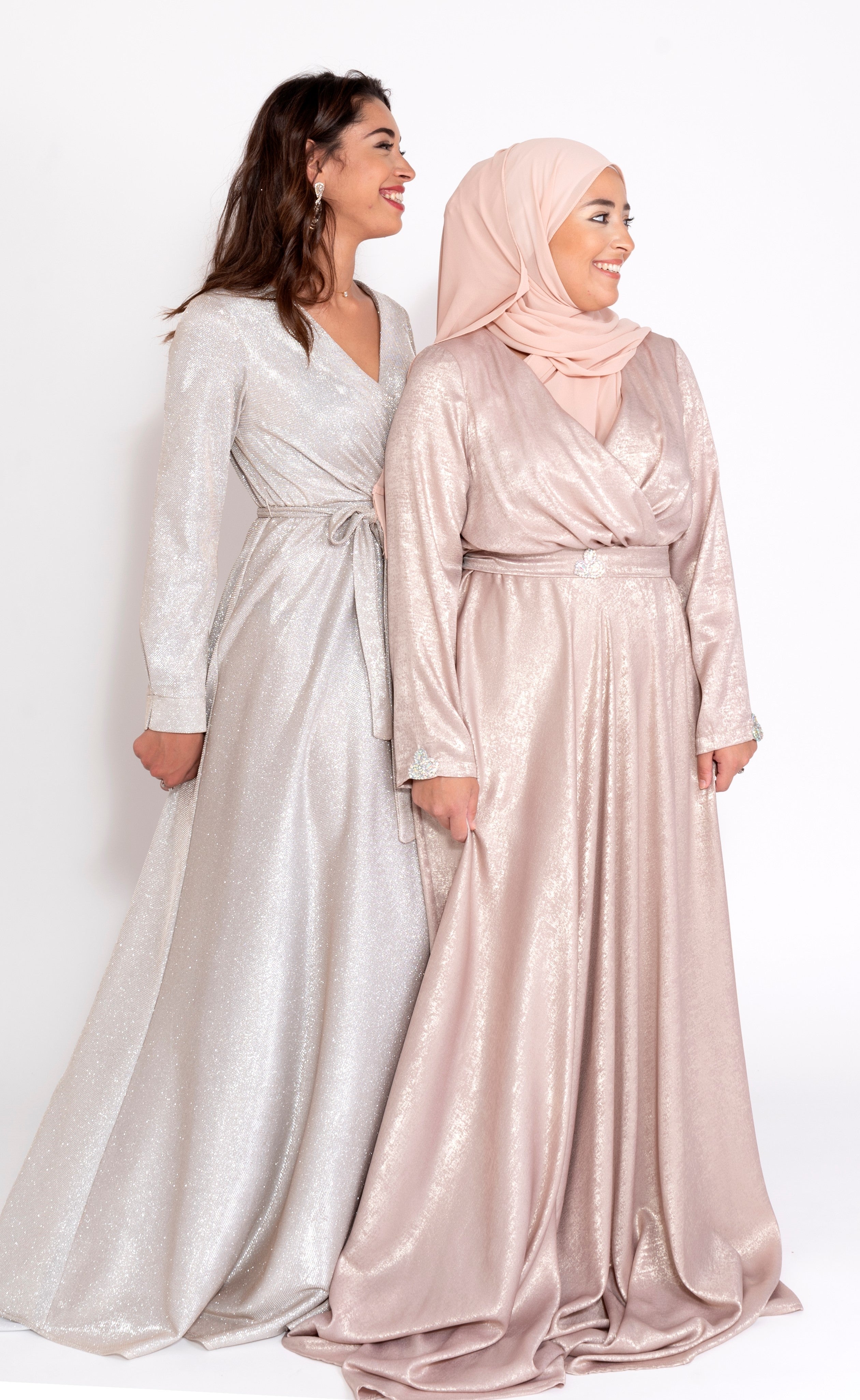 Robe du Soir Shiny Création Satin Vieux Rose Nude reflets doré - Tendance Hijab