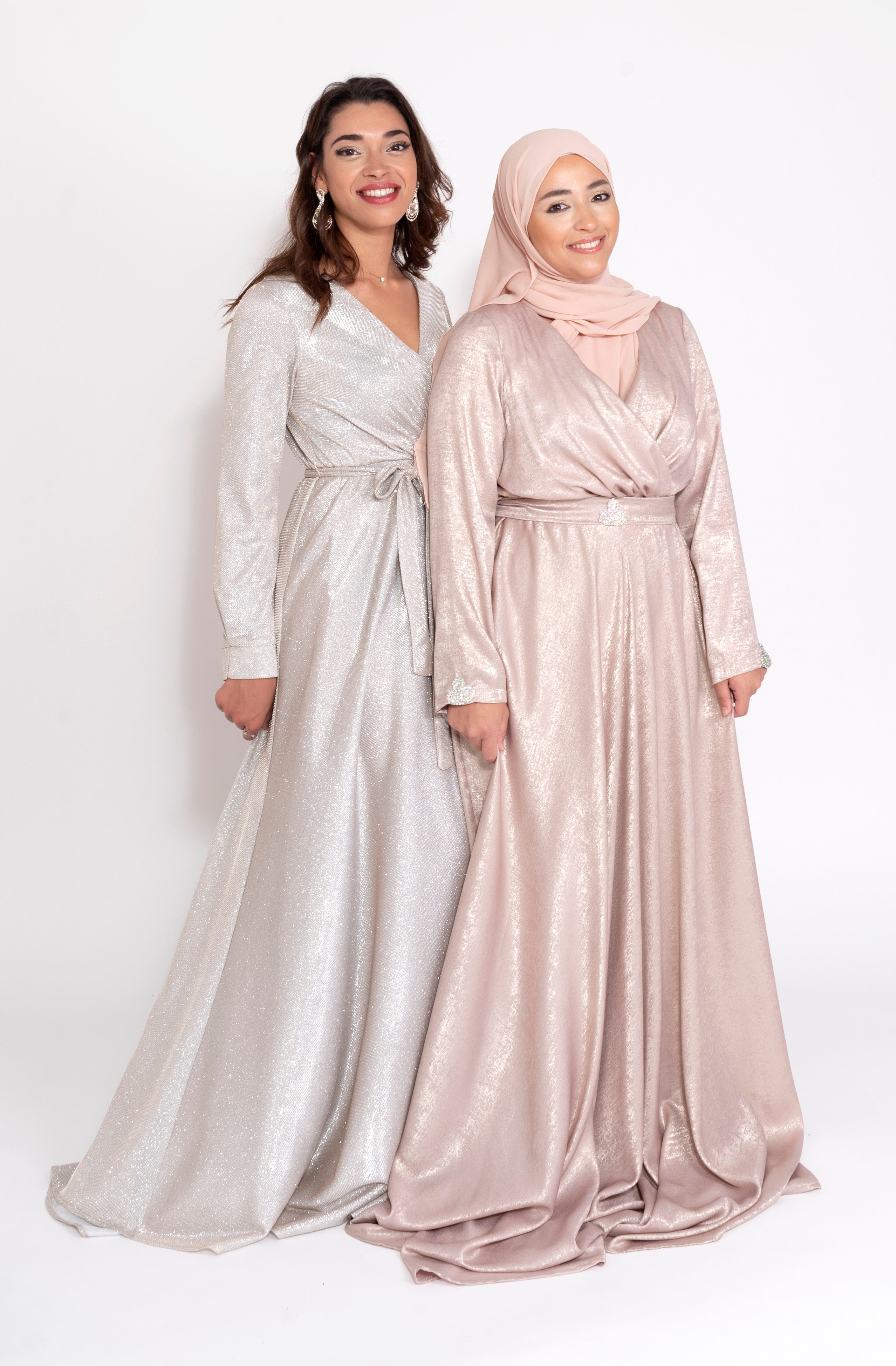Robe du Soir Shiny Création Satin Vieux Rose Nude reflets doré - Tendance Hijab