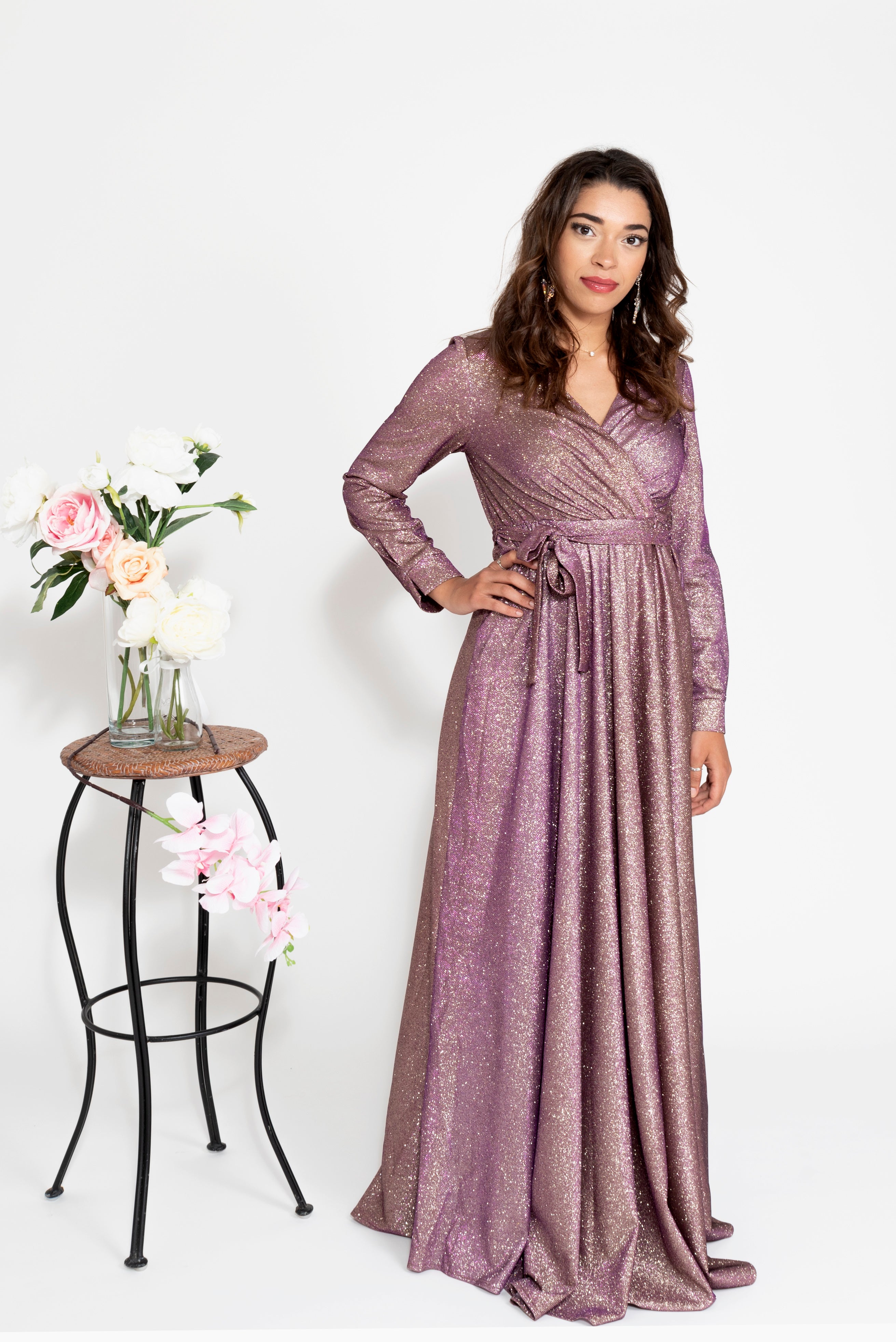 Robe du Soir Glitter utra violet reflet doré - Tendance Hijab