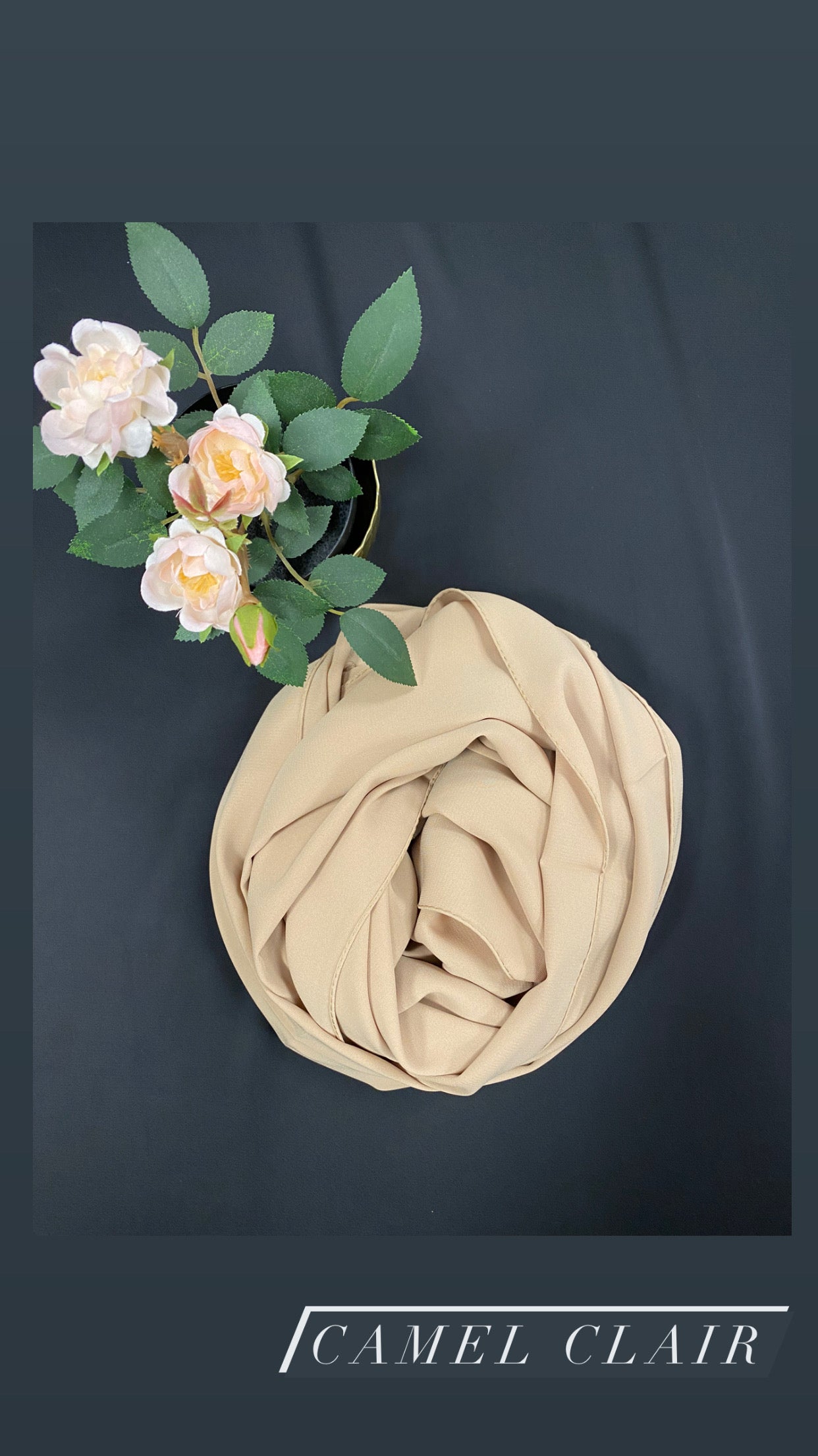Abaya assya tendance moderne hijab mode modeste abaya hijeb hijab tunique jilbeb mode modeste fashion qalam dress boutique musulmane femme voilées hijab france robe abaya blanche