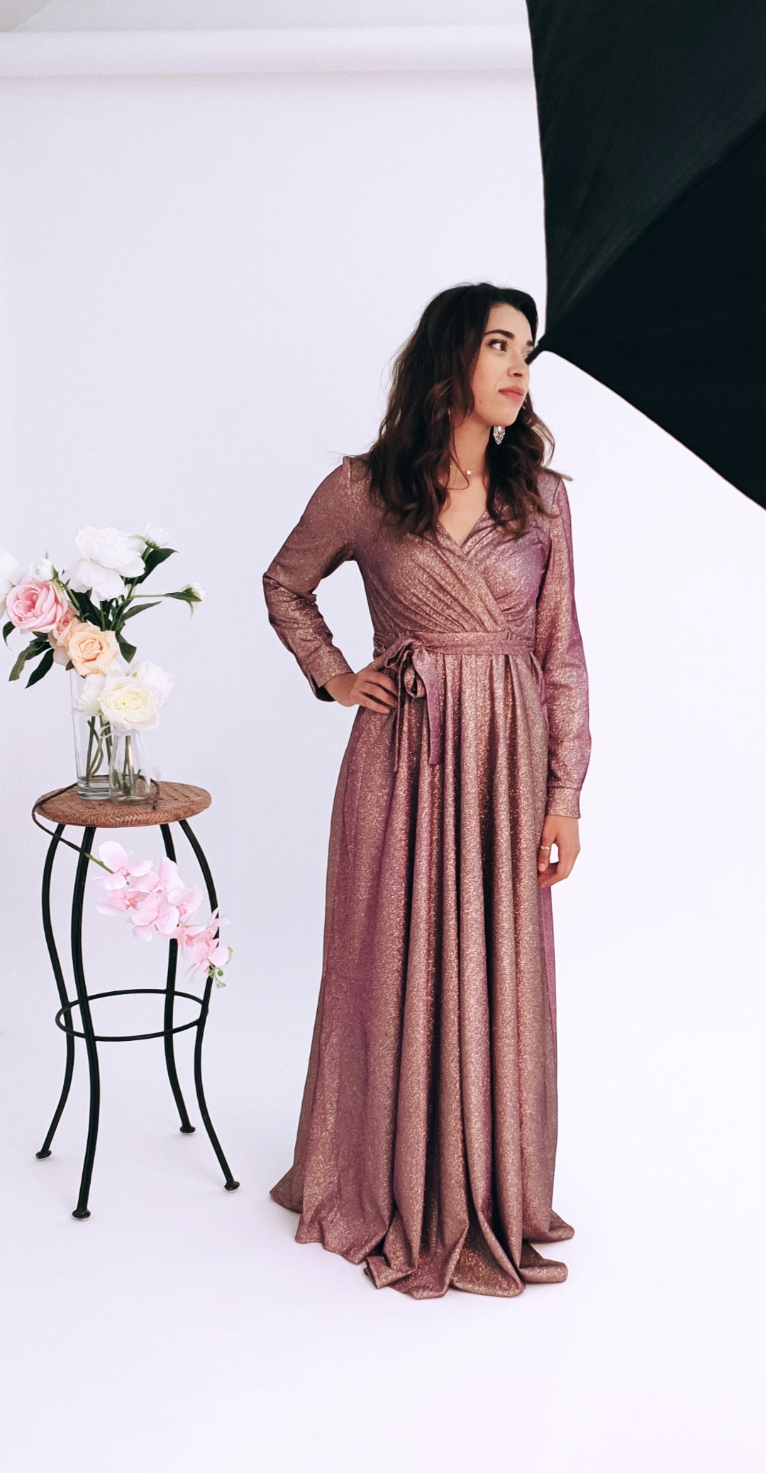 Robe du Soir Glitter utra violet reflet doré - Tendance Hijab