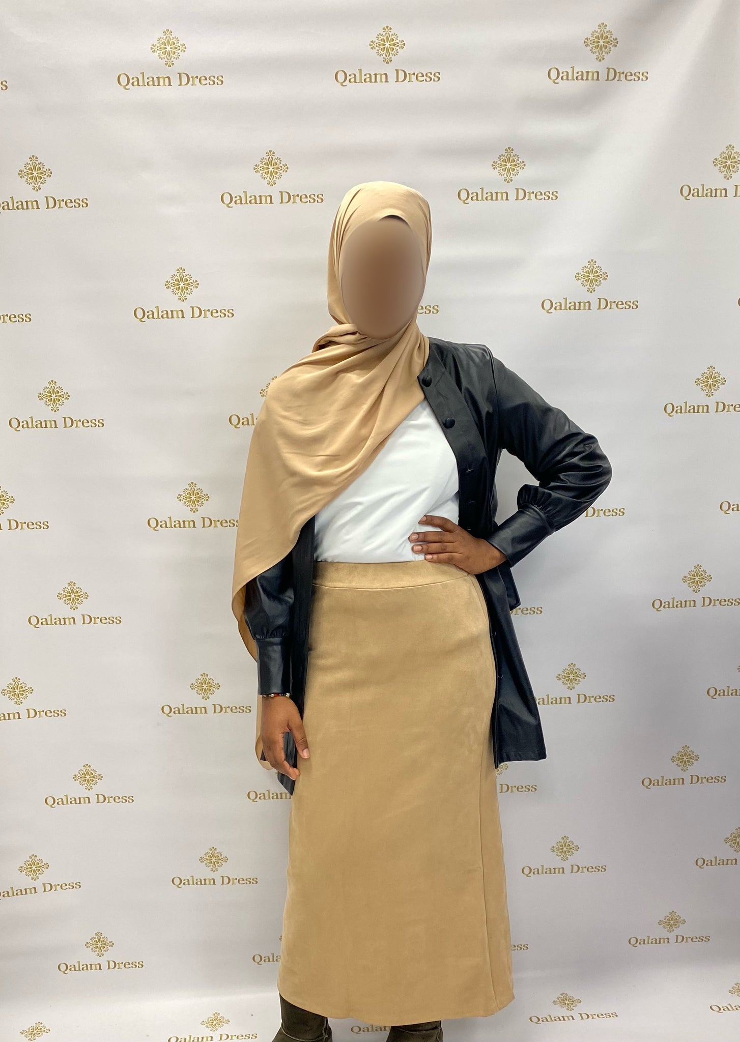 jupe longue beige abaya hijab tunique jilbeb mode modeste fashion boutique musulmane femmes voilées