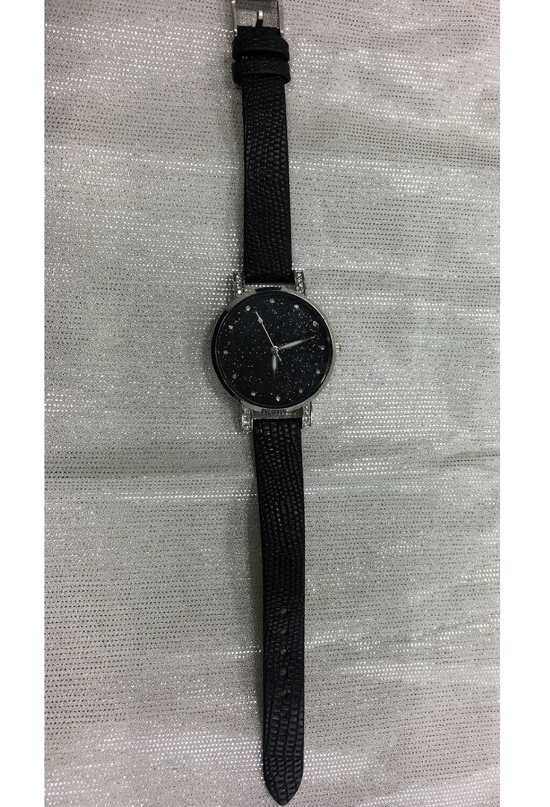 montre très belle abaya hijab tunique jilbeb mode modeste fashion boutique musulmane femmes voilées