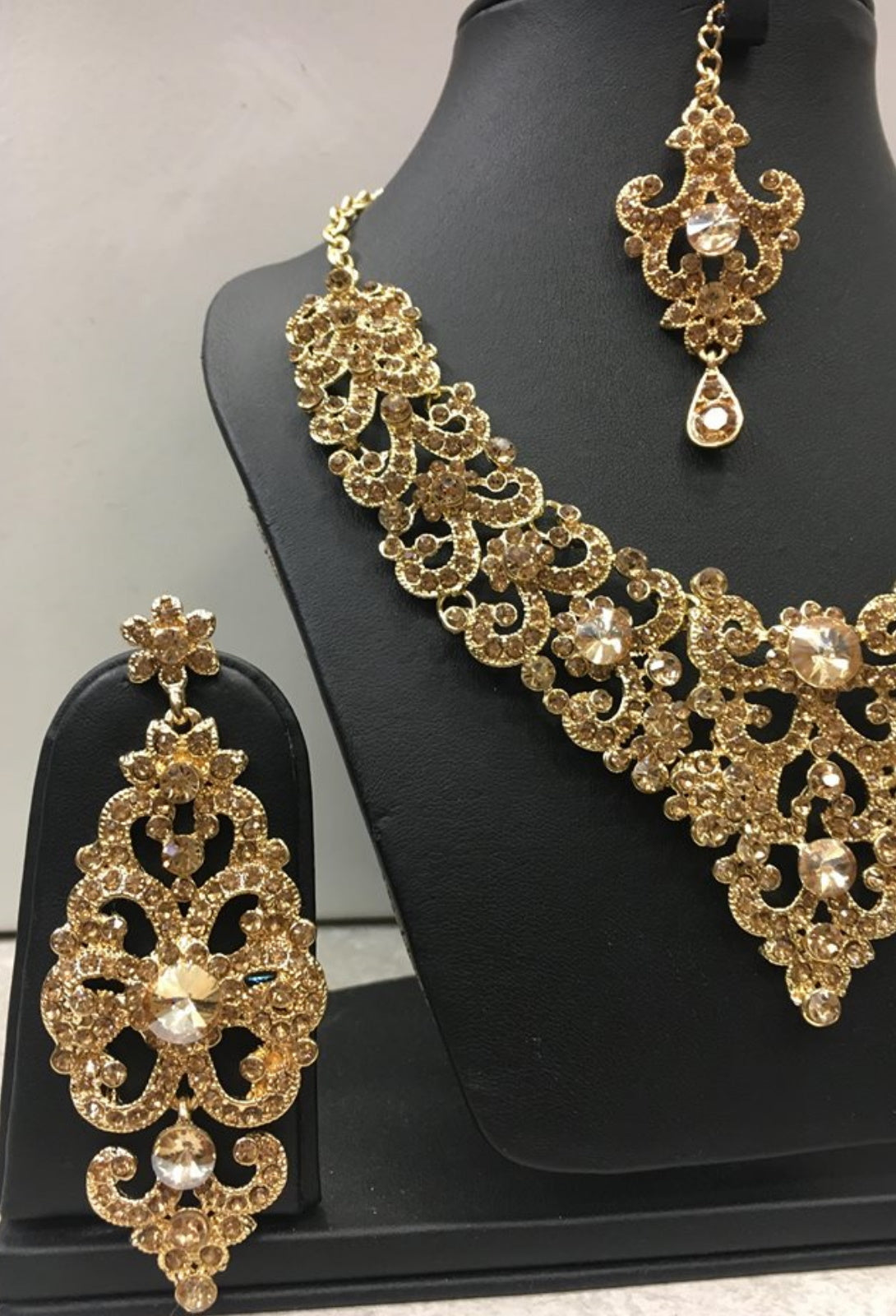 PARURE BIJOUX INES