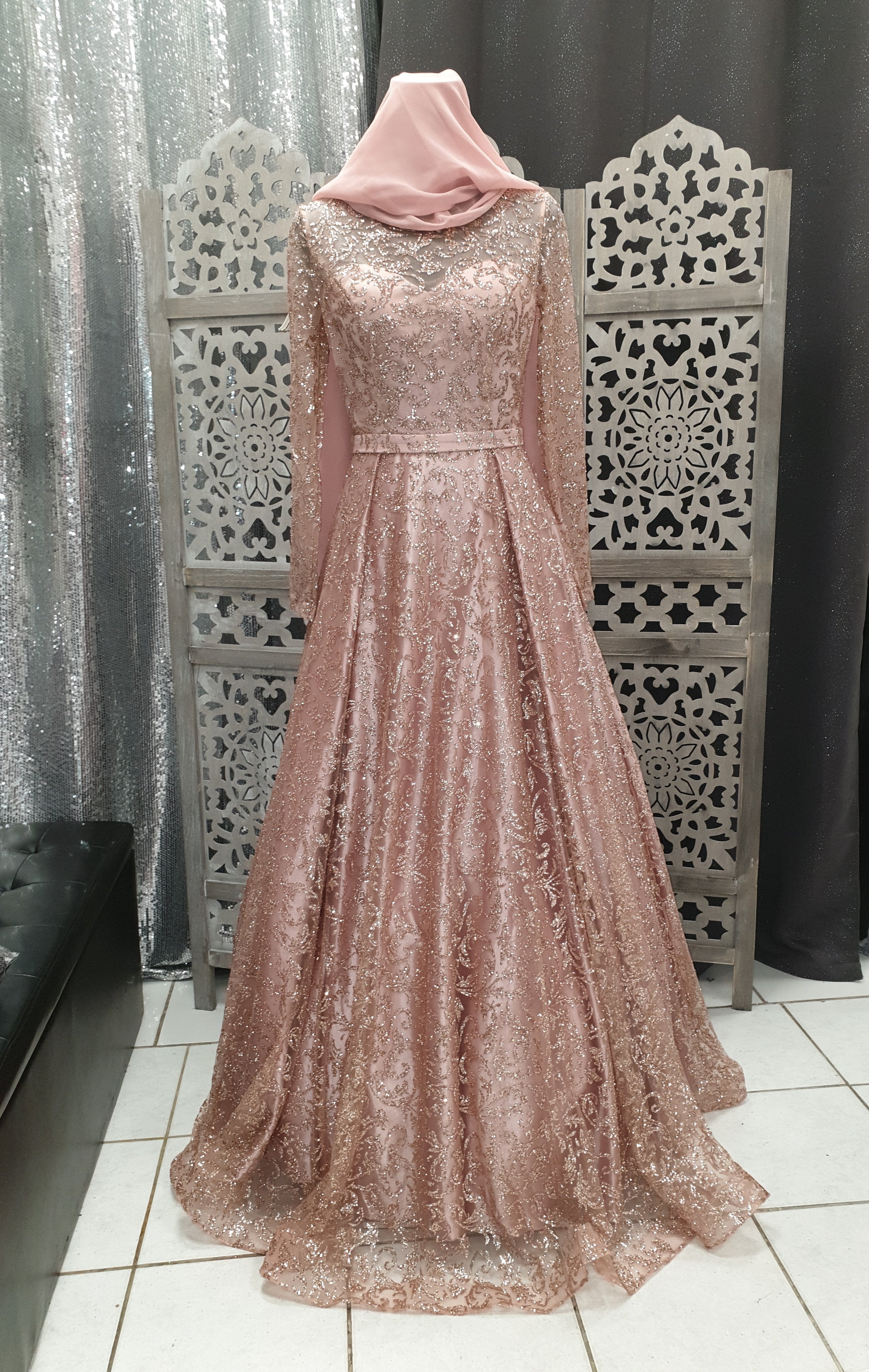 Robe de soirée NAJAH  pailleté Doré Rose - Tendance Hijab