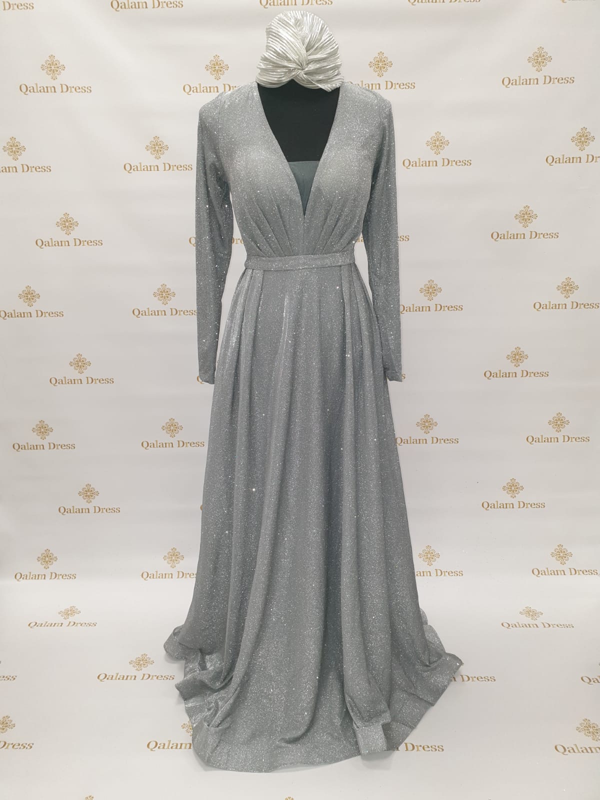 Robe de soirée Marwa argent abaya hijeb hijab tunique jilbeb mode modeste fashion qalam dress boutique musulmane femme voilées hijab france robe abaya blanche