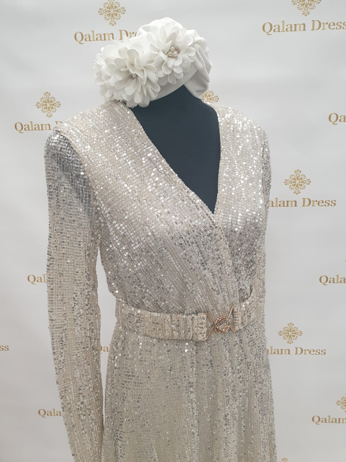 Robe de soirée mariage manches longues abaya hijeb hijab tunique jilbeb mode modeste fashion qalam dress boutique musulmane femme voilées hijab france robe abaya blanche