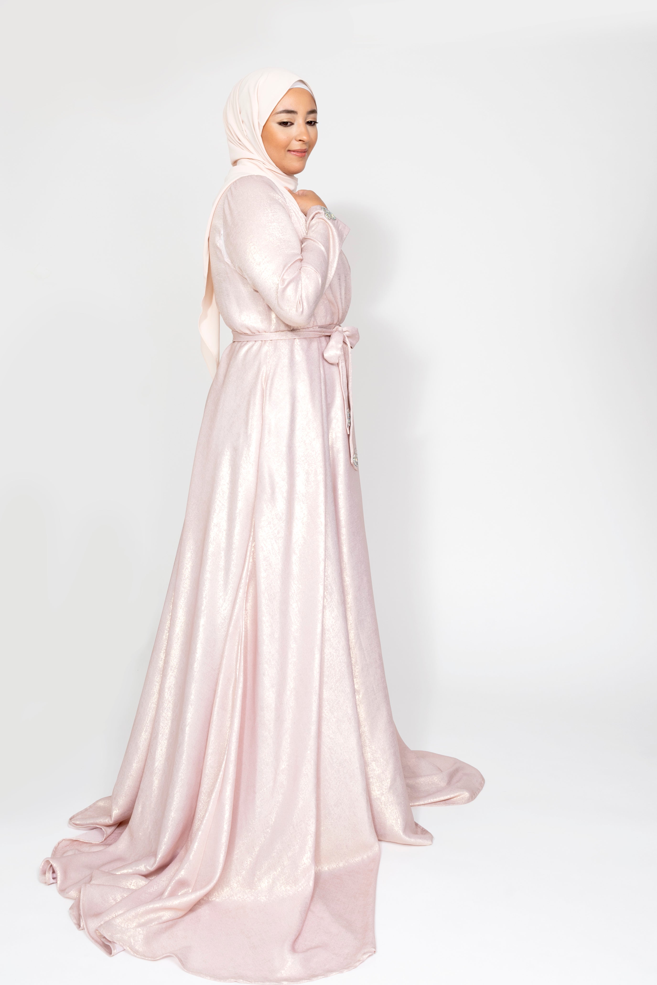 Robe du Soir Shiny Création Satin Rose clair reflets doré