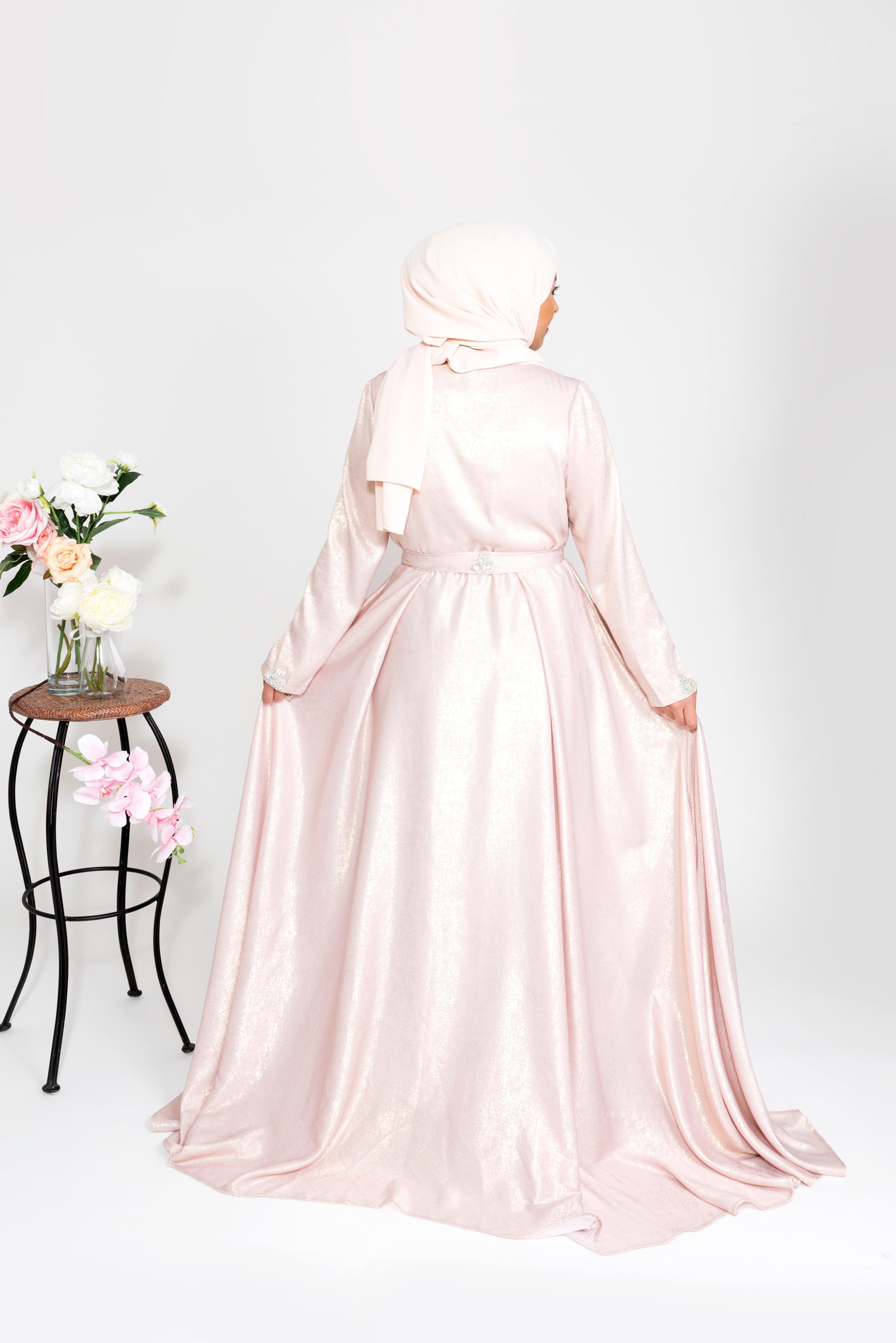 Robe du Soir Shiny Création Satin Rose clair reflets doré