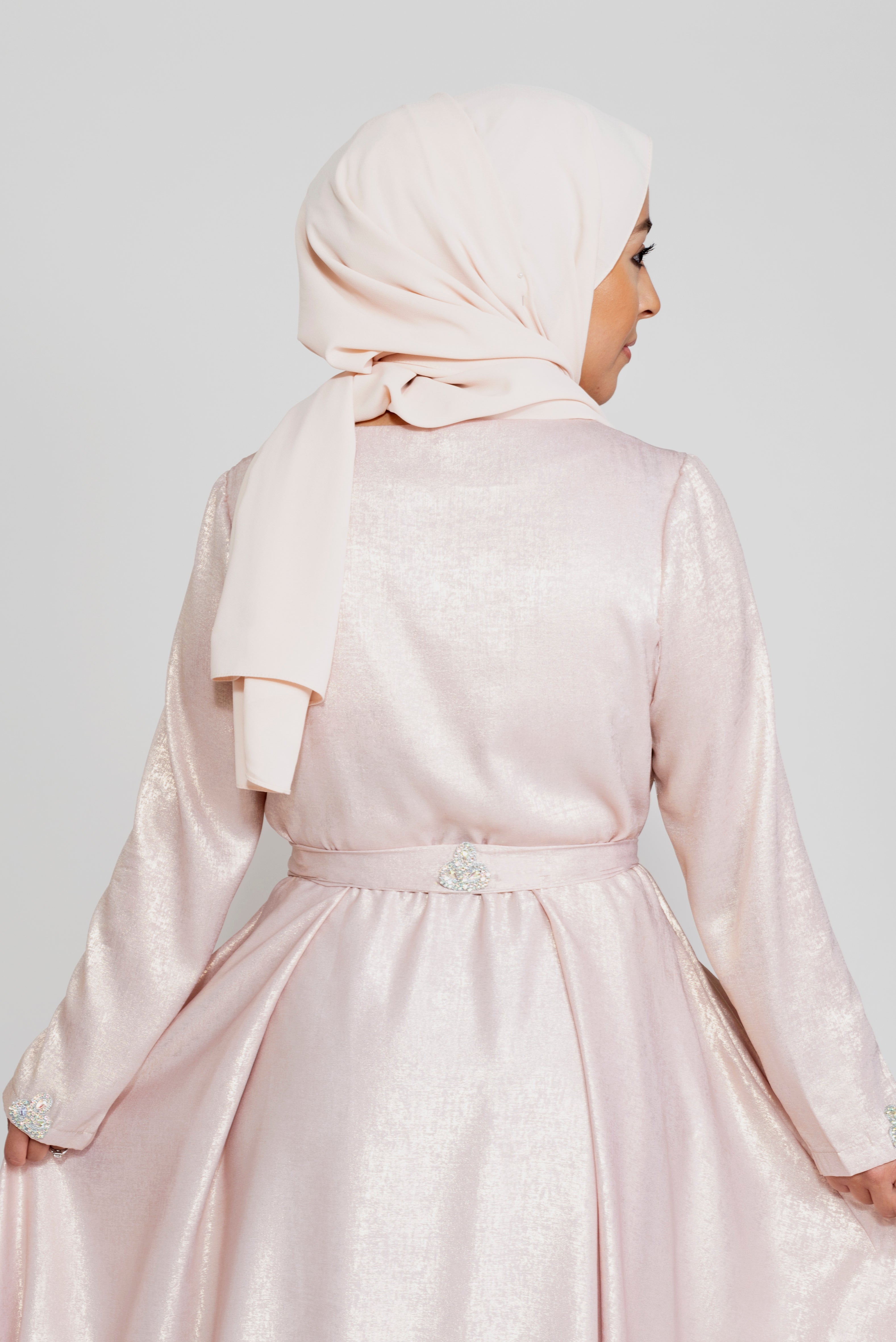 Robe du Soir Shiny Création Satin Rose clair reflets doré